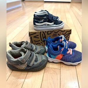 Bundle of size 5 little boy sneakers Velcro sharks Vans, Stride Rite, May Zero